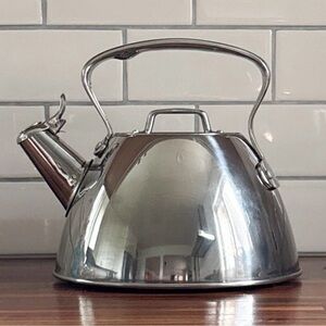 All-Clad stainless steal 2qt tea kettle